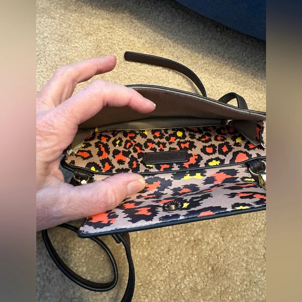 Neiman Marcus Vibrant Animal Print Crossbody Bag - Picture 4 of 5